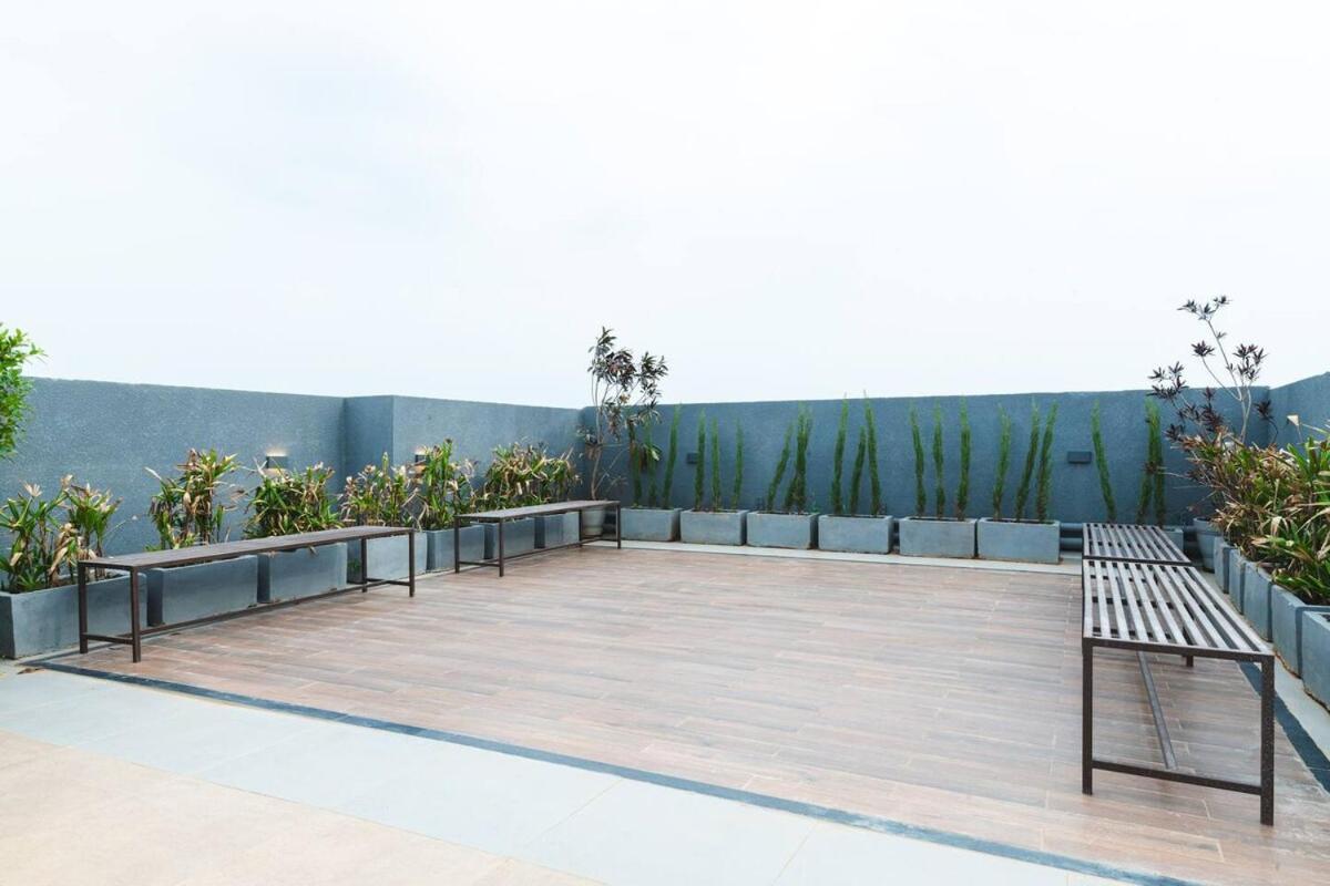The Jaipur Loft Modern Studio Экстерьер фото
